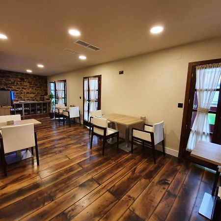 Albergue Casa Cuartel A Fonsagrada Экстерьер фото