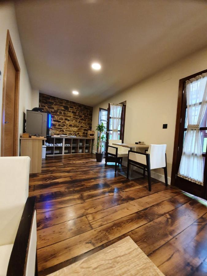 Albergue Casa Cuartel A Fonsagrada Экстерьер фото