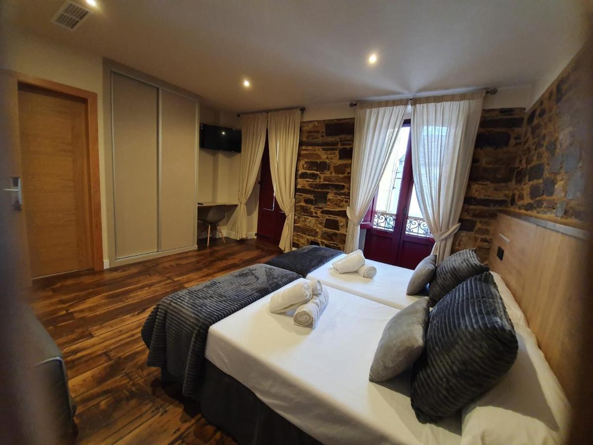 Albergue Casa Cuartel A Fonsagrada Экстерьер фото
