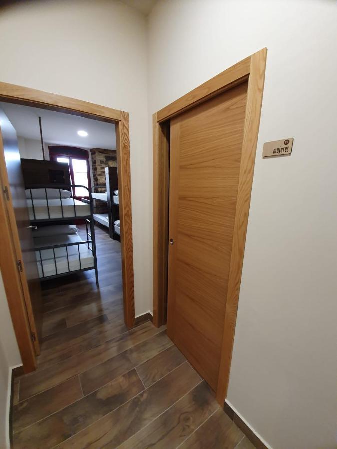 Albergue Casa Cuartel A Fonsagrada Экстерьер фото
