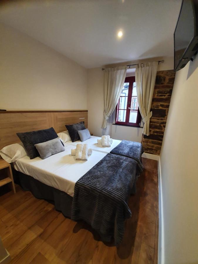 Albergue Casa Cuartel A Fonsagrada Экстерьер фото