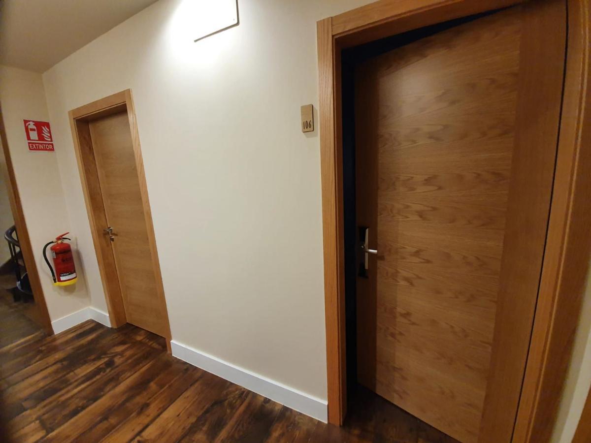 Albergue Casa Cuartel A Fonsagrada Экстерьер фото