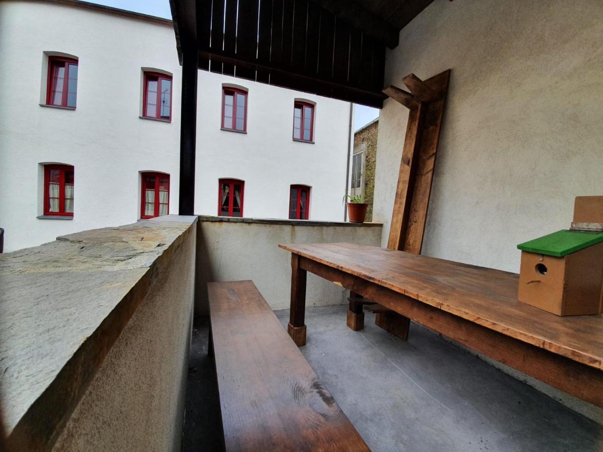 Albergue Casa Cuartel A Fonsagrada Экстерьер фото